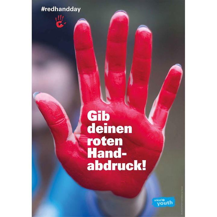 Read more about the article Aktion zum Red Hand Day vom Friedensbündnis Mannheim mit Lebenslaute BaWü
